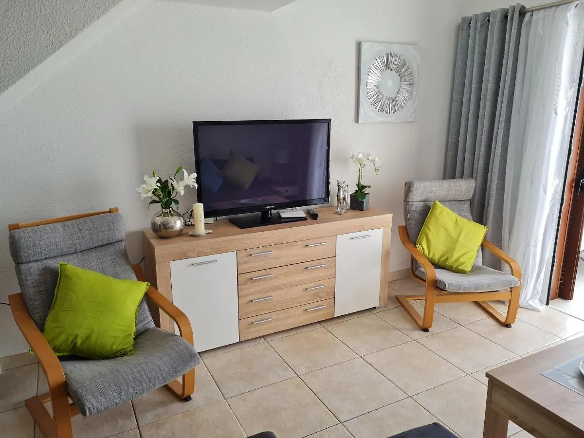 Parque Santiago II Two Bedrooms With Amazing Views 아로나